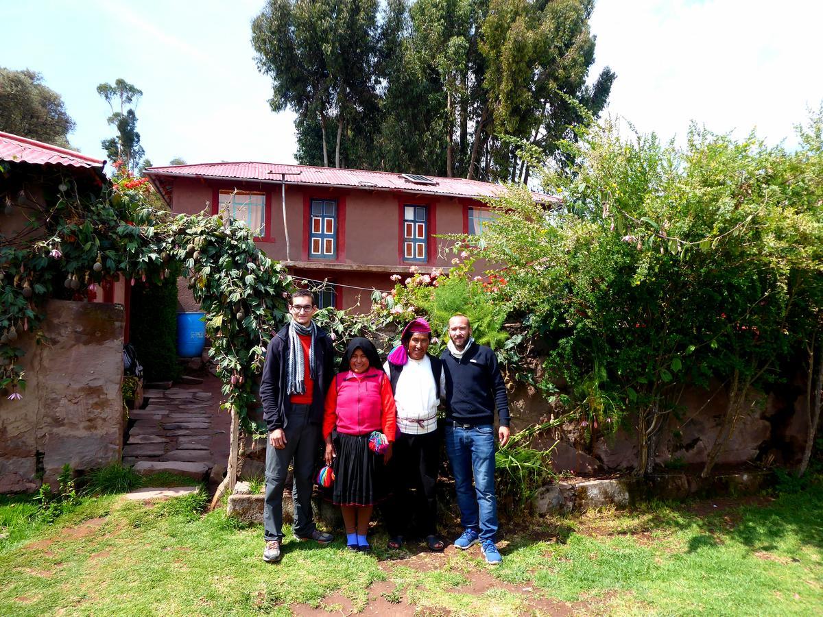 Taquile Familia Celso Hotel Huillanopampa Exterior photo